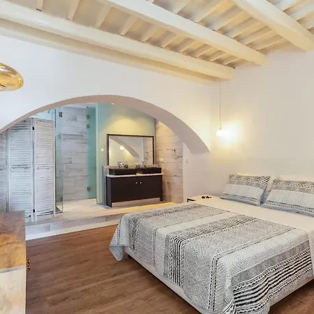 Anne Apartment, At The Venetian Port Of Rethimno! Exterior photo