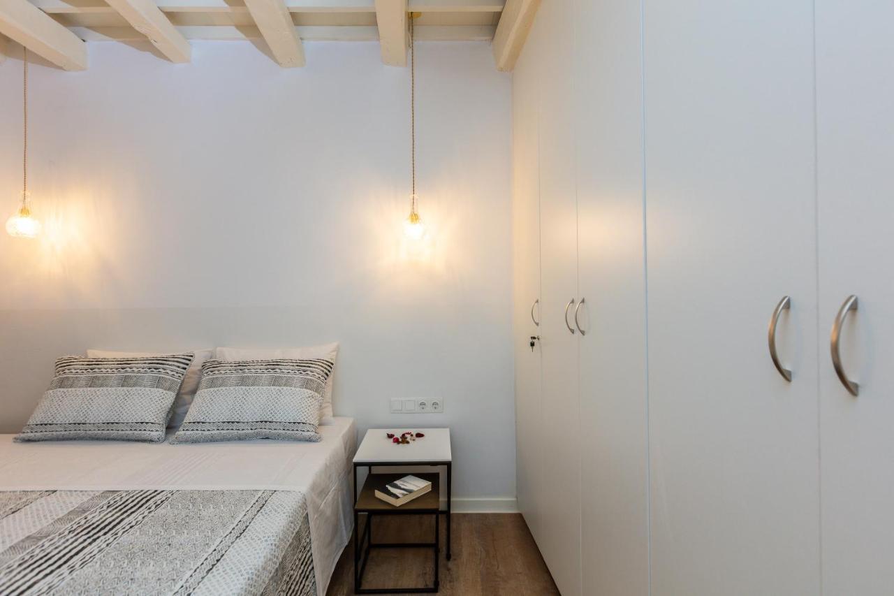 Anne Apartment, At The Venetian Port Of Rethimno! * Rethymno (Crete)